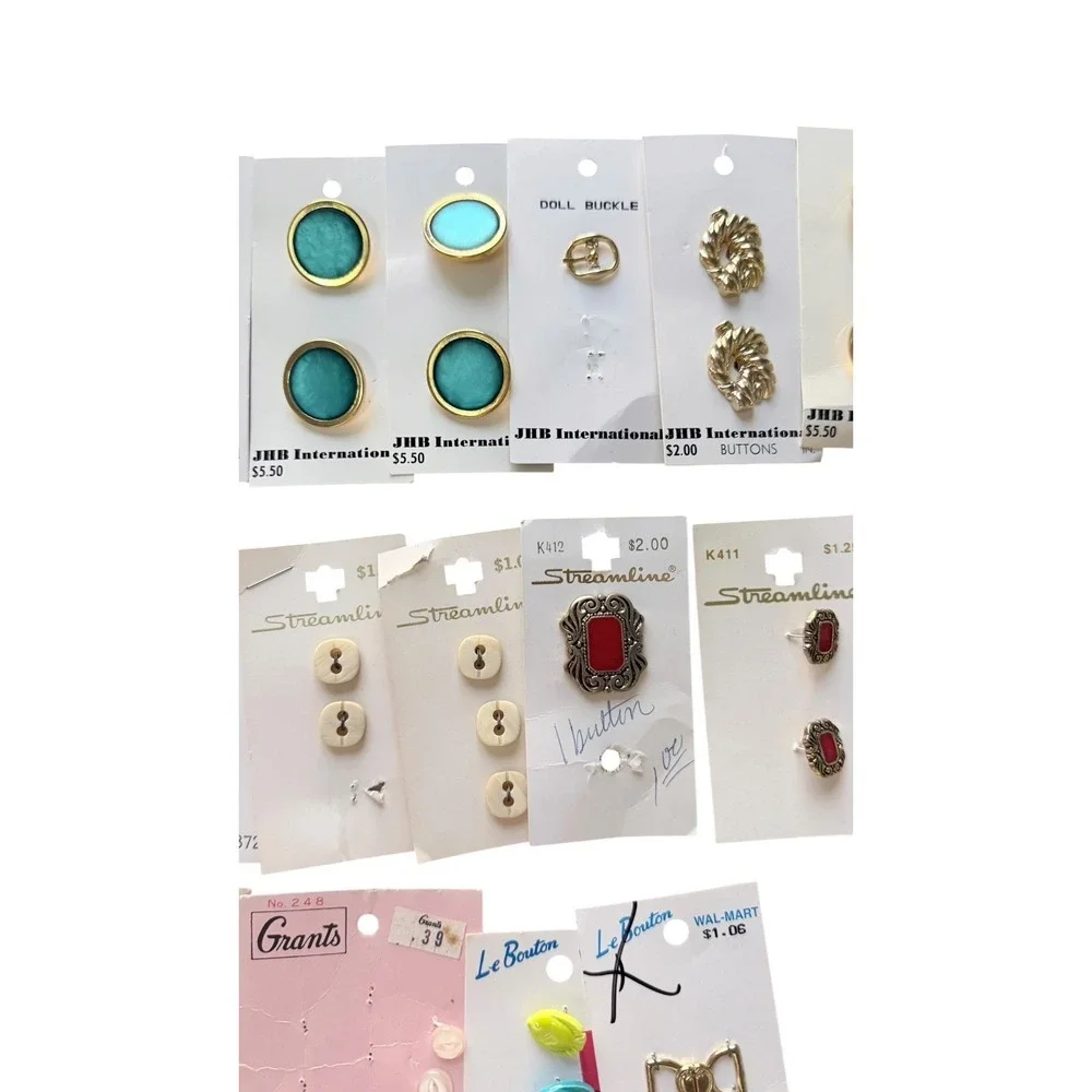 Lot Of  33 Button cards 84 Assorted Various Sewing Craft Buttons